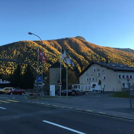 Adler Garni Konukevi