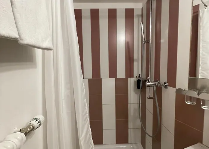 Konukevi Adler Garni Zernez