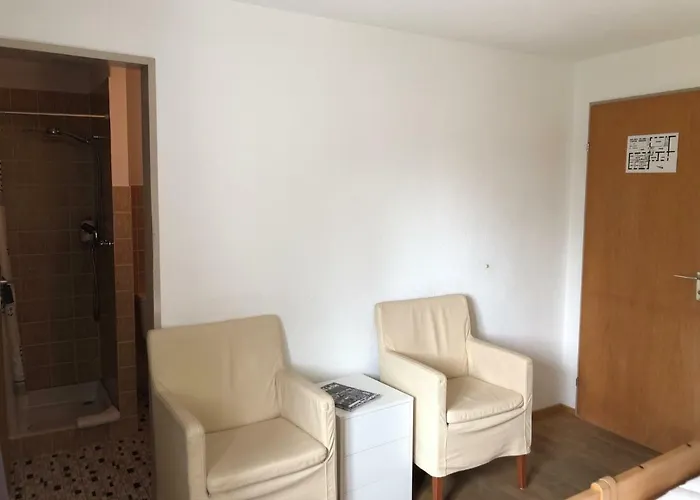 Adler Garni Konukevi